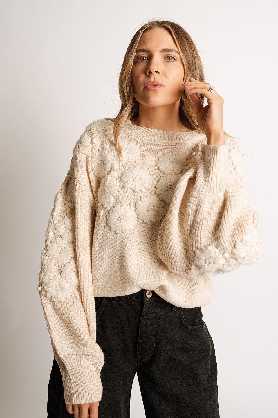 FRESH BLOOMS SWEATER